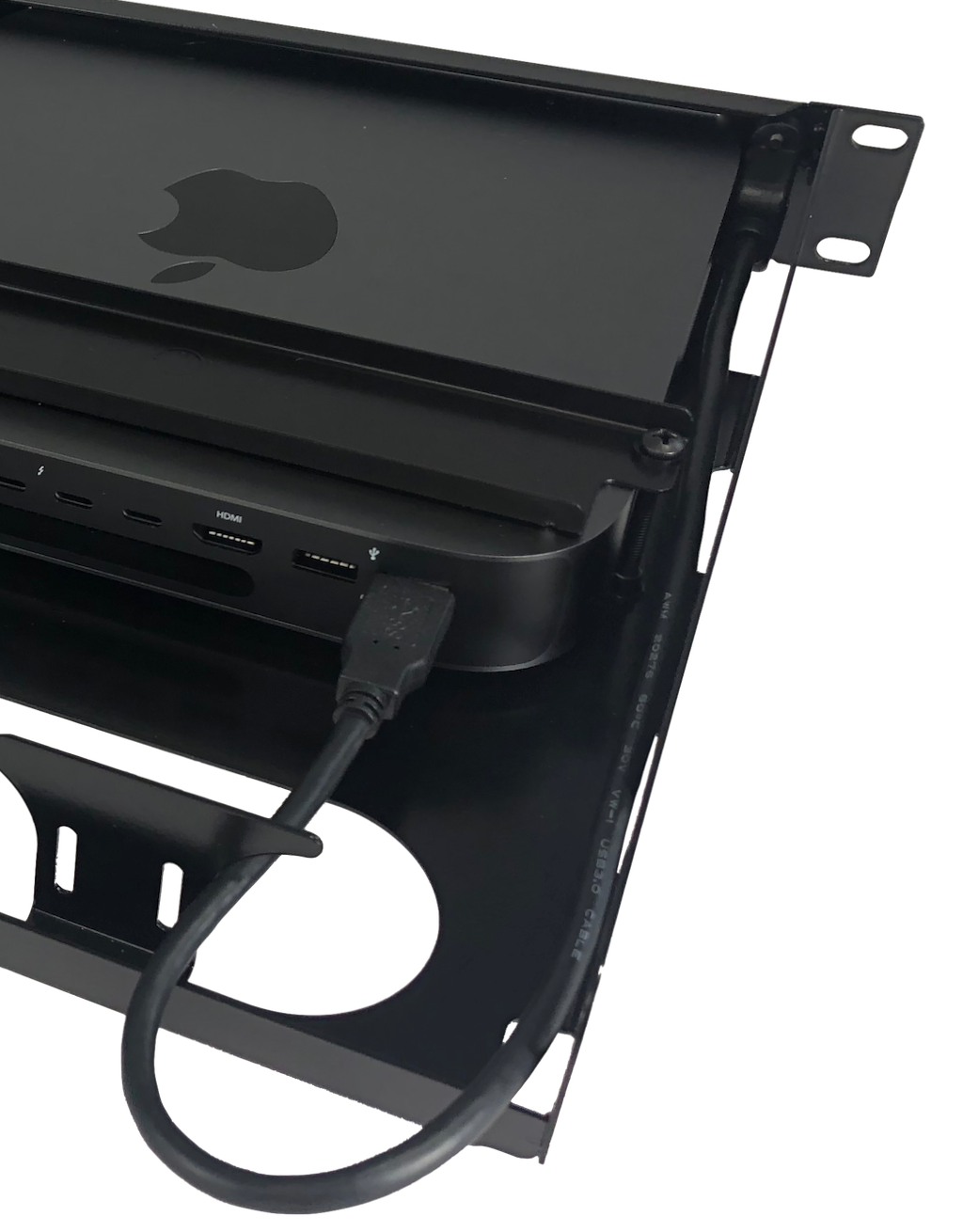 USB 3.0 Cable installed on one side of Rackmount